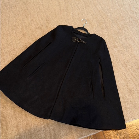 Forever 21 Black Cape Coat - Picture 11 of 14